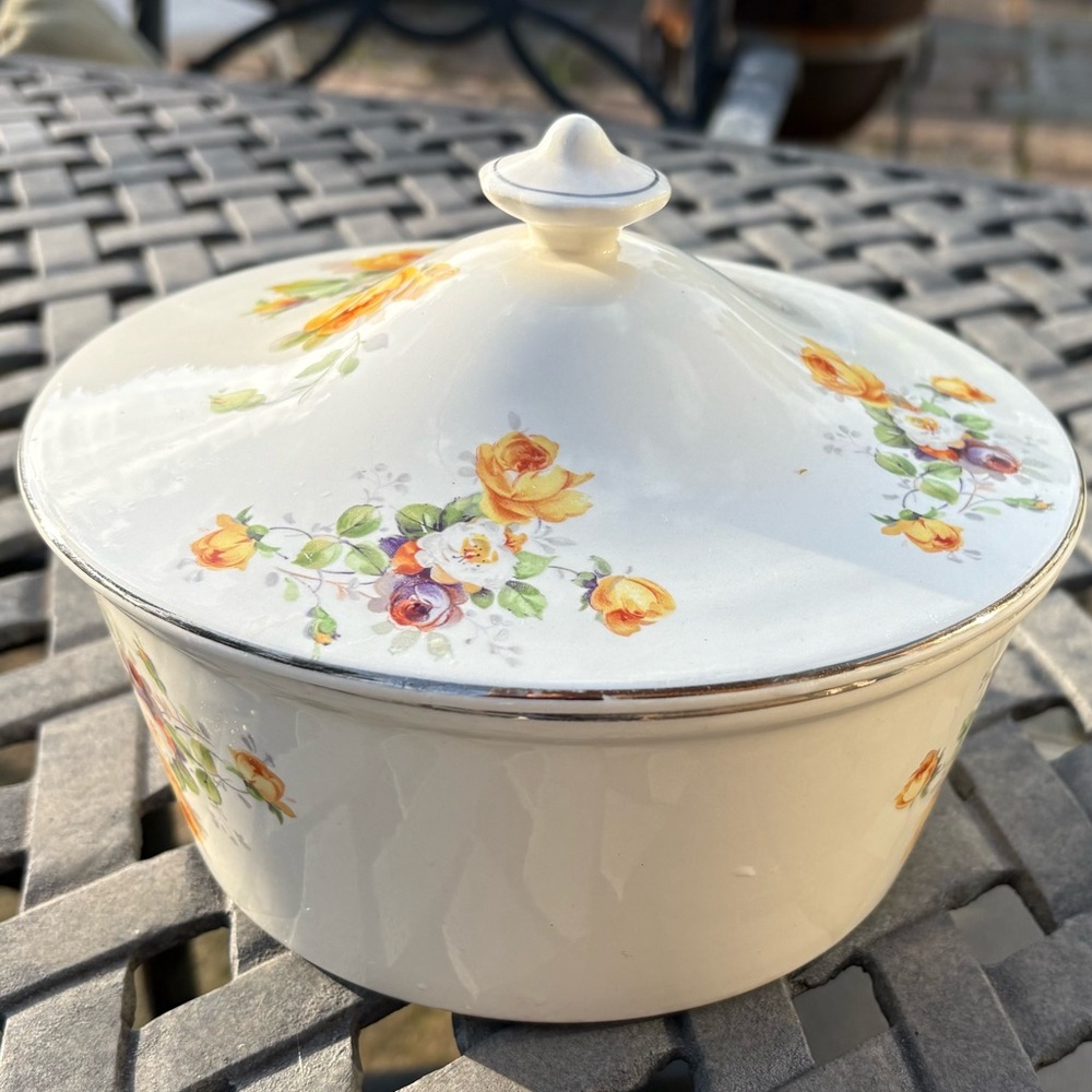 Vintage Crooksville Pantry Bak-In Ware Covered Casserole W/orange & yellow 🌼